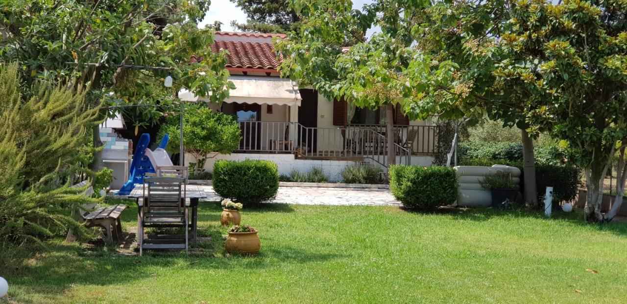Country House By The Sea !!! Villa Karavomilos  ภายนอก รูปภาพ